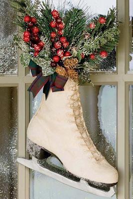 [2ef03] ^Read@ White Ice Skates and Christmas Greenery Decoration Journal: 150 Page Lined Notebook/Diary -  !P.D.F@